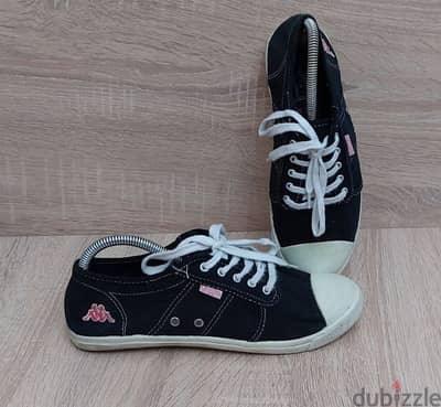 Vintage Kappa Sneakers