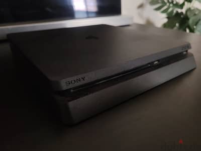 playstation 4 slim