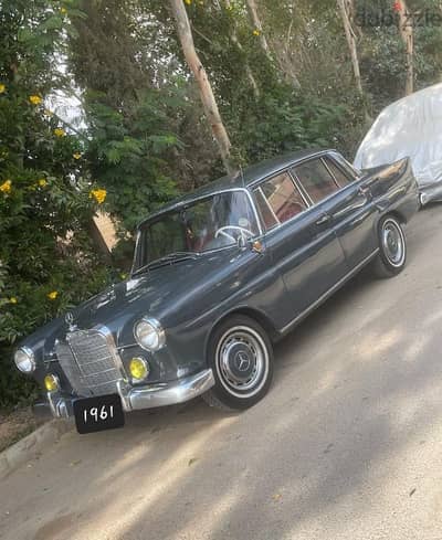 Mercedes-Benz W110 / 190 model 1961