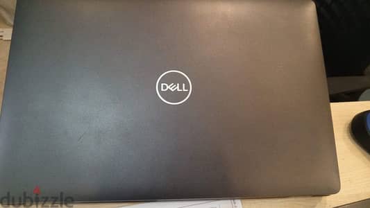 Dell 5500 فوق الممتاز