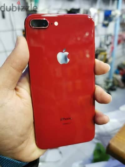 iPhone 8 Plus   بسعر لقطه