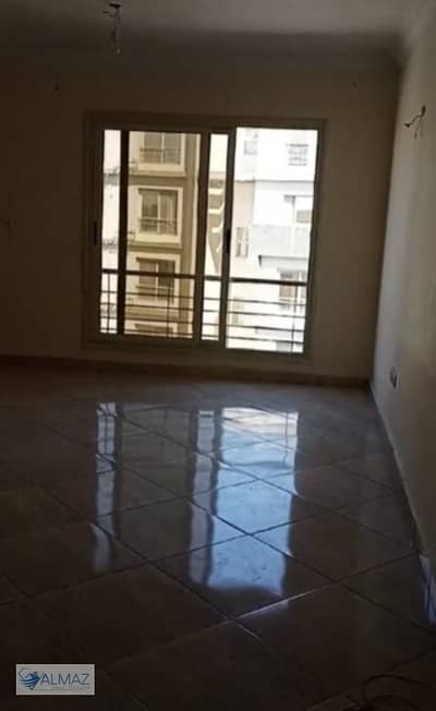 Apartment for rent in Dar Misr El Qarnful Compound with elevator in the First Settlement