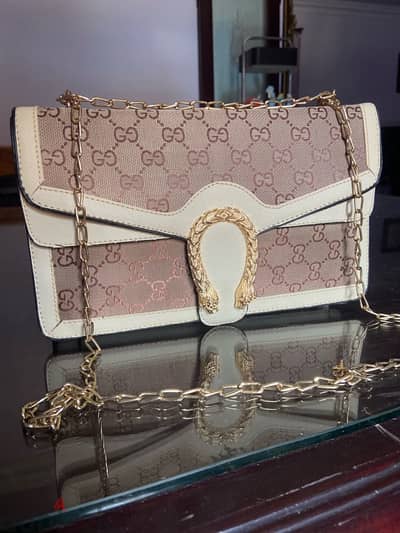 hand bag/شنطه