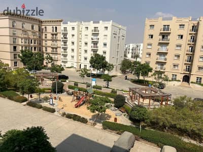 شقة للبيع ( مفروشة ) في هايد بارك التجمع الخامس - القاهرة الجديدة ( بجانب ميفيدا Mivida) Hyde Park ( New Cairo - Fifth Settlement )