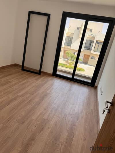 Twin 375m kitchen & ACs rent in Compound Al Burouj El Shorouk City