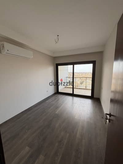 For rent Apartment 160m in ZED Compound El Sheikh Zayed prime view kitchen & ac’s