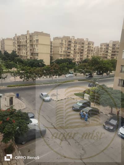 Apartment for sale in Madinaty, 96 sqm, in B6, park view and main street, third floor.