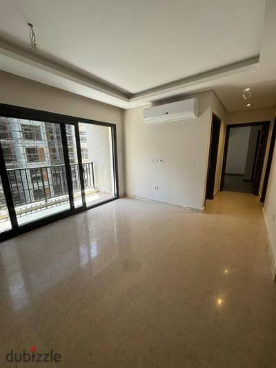 READY TO MOVE FINSHED APARTMENT 111M WITH AC,S ZED ELSHEIKH ZAYED IN INSTALEMNTS