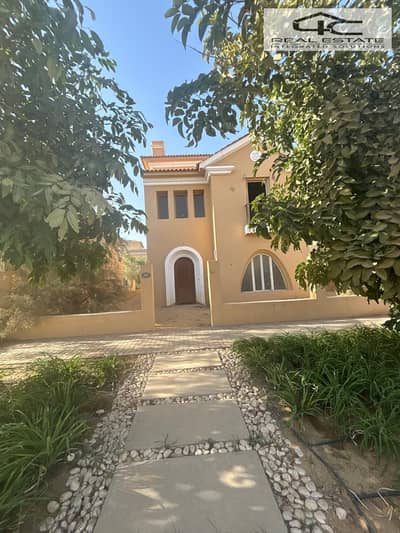 A villa in Hyde Park with the lowest down payment on the market. down payment of only 1,750,000 is required rest paid in installments over10 years