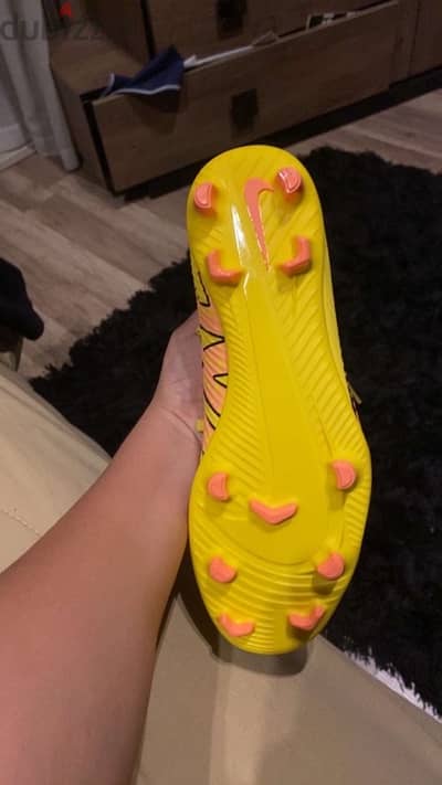 mercurial yellow football shoes