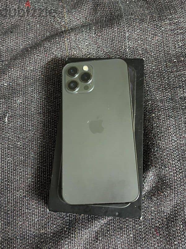 iphone 12 pro max 1