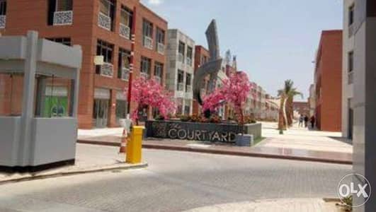 Commercial for sale Courtyard Sheikh zayed • المساحه الداخليه : ١١٨ م