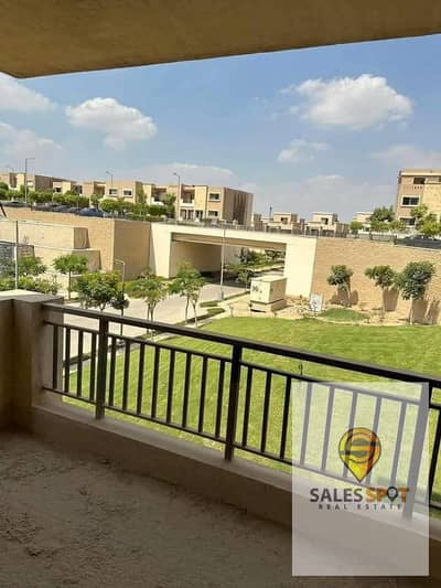 Villa for sale in Taj City with a 50% discount, minutes from Nasr City