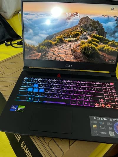 gaming laptop Msi katana 15 b13v