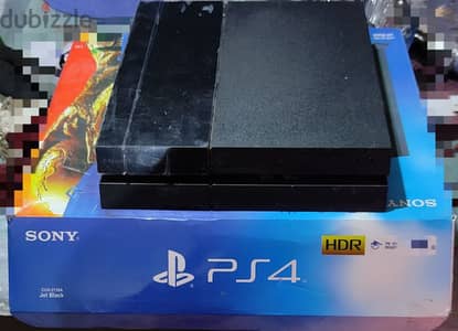 Ps 4 - 1 TB حالة ممتازة بلايستيشن ٤