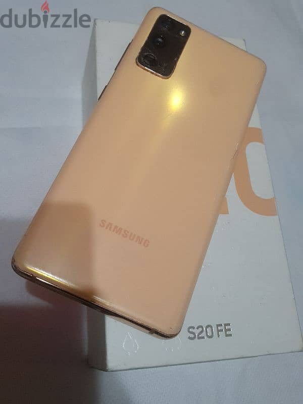 Samsung s20 Fe 4