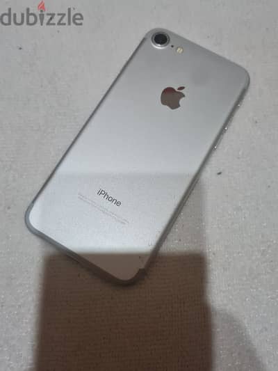 نوادر فعلا IPhone 7 128 giga