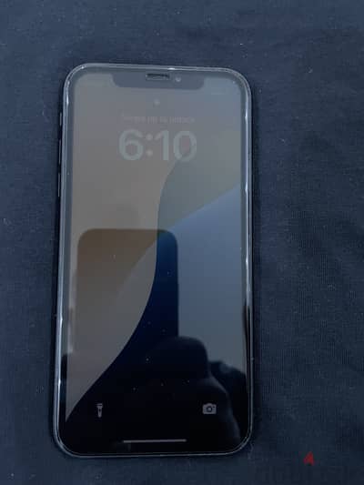 iPhone XR (64GB) refurbished (USA) but in excellent condition