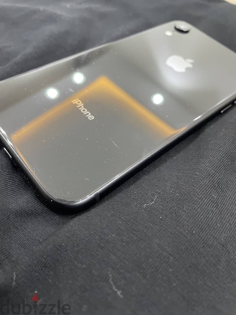 iPhone XR (64GB) refurbished (USA)  in excellent condition 2