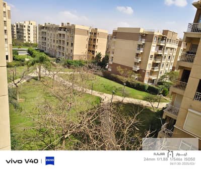 Apartment for sale in B11 and immediate receipt with the lowest down payment in Madinaty, an area of 96 meters and immediate receipt