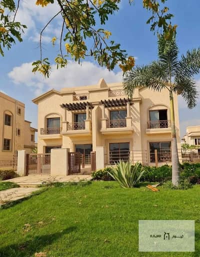 Twin House Villa, wide garden view, North-East, delivery 2025, booked in 2021. Price 35M less than the company, located in Madinaty's Four Seasons Vil