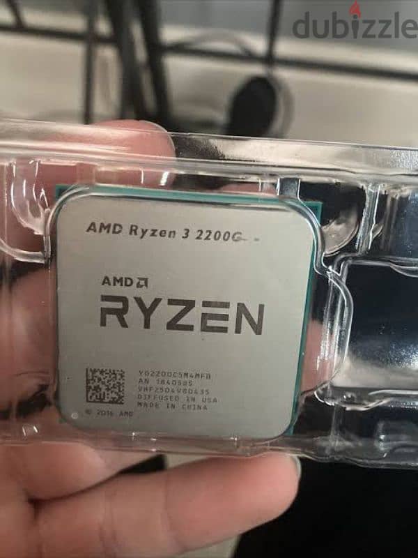 معالج amd Ryzen 3 2200g 1