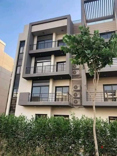 Apartment for sale ready to move fully finished in Fifth Square , El Marasem