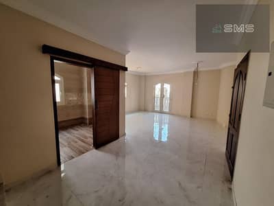 Apartment for Rent in Al Tagamoa Al Awwal – 10th Neighborhood 