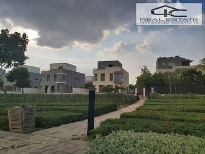 A fully finished Villa 409 m 4 bedrooms in prime location for sale in Mivida New Cairo