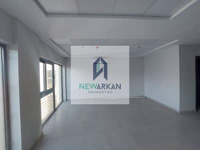 An office for rent, 86 meters, fully finished with air conditioning, near The Gate Plaza in Sheikh Zayed City