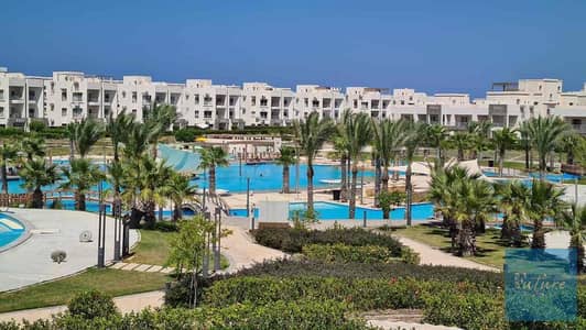 شاليه للبيع امواج الساحل الشمالي اول صف لاجون و يري البحر - north coast amwaj