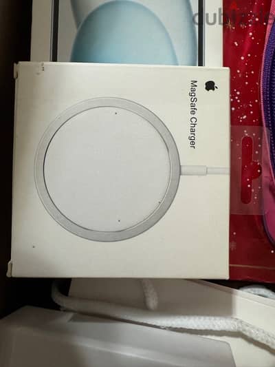 Magsafe wireless charger