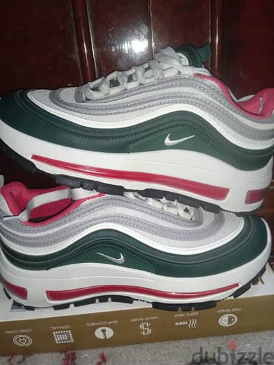 كوتش air max 97