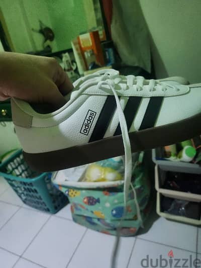 adidas original مقاس 45