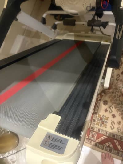 Sprint YG6655/4 Treadmill – Excellent Condition | MP3, Massager