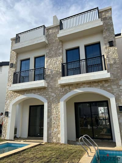 Villa for sale, 4 rooms, fully finished with air conditioning, in Wonder Mark, Mostakbal City, with installments over 10 years