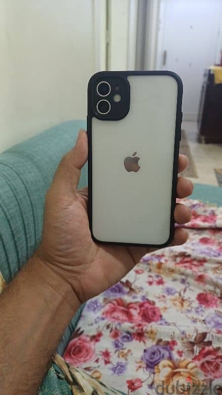 iphone 11  128 WHITE جديد 3