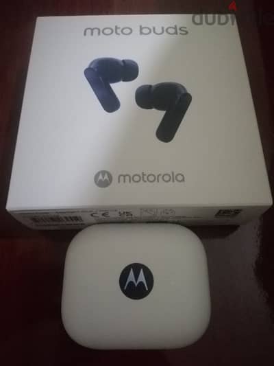 Motorola Moto Buds