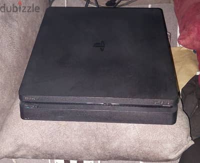 Playstation 4 slim