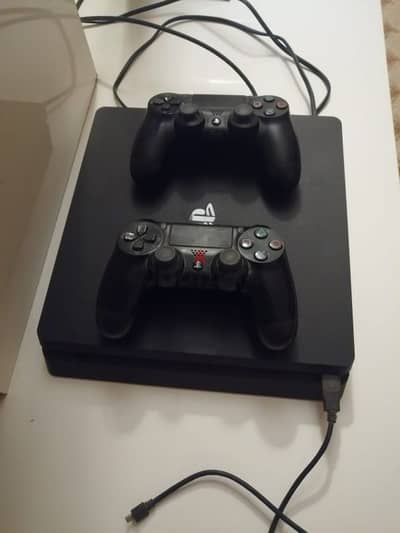 playstation 4 slim