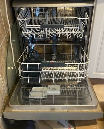 ariston dishwasher 60cm