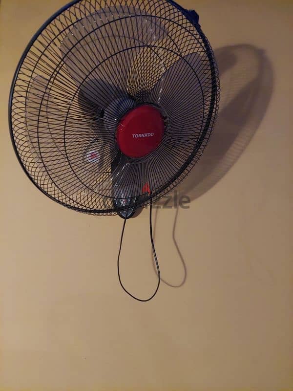 Tornado fan wall 18 inch مروحة تورنادو حائط ١٨ بوصة 2