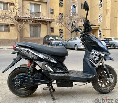 KADER DM 2000 سكوتر كهرباء