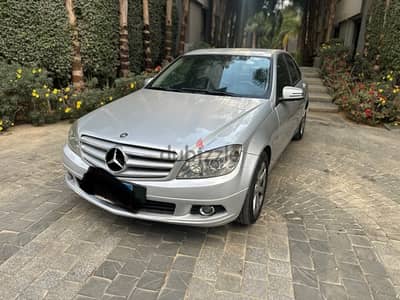 مرسيدس بنز سي 180 2009 Mercedes فبريكه