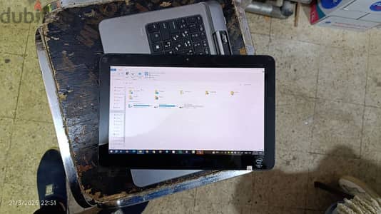 لسرعة البيع لاب توب 2 في 1 يعنى لاب توب وتابلت فى نفس الوقت شاشة  تاتش