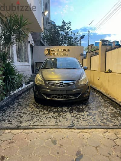 Opel Corsa 2012 الفئه االاولي