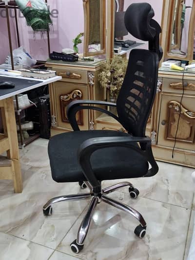 Desk Chair - كرسي مكتب طبي