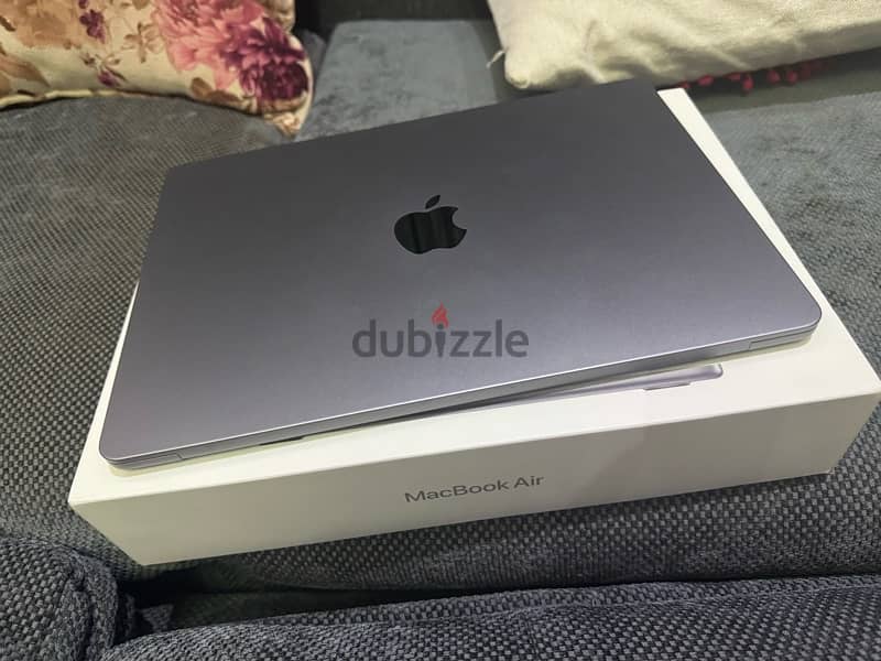 macbook air m2 like new 1