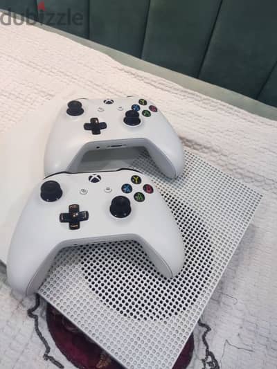 XBOX ONE S