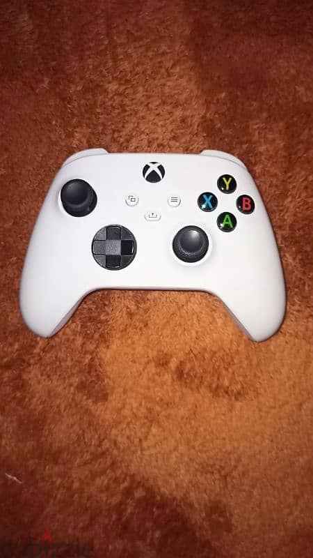 XBOX SERIES S 4